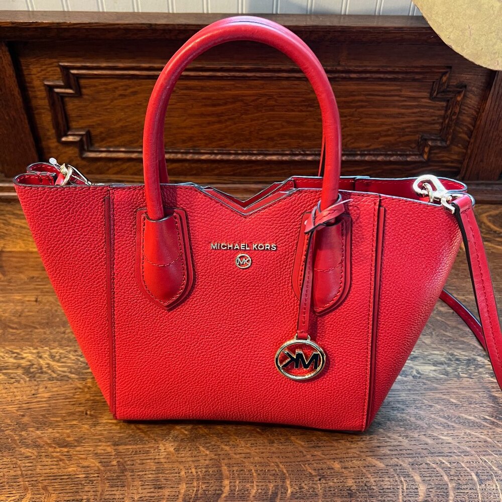 MICHAEL KORS Bright Red Leather Crossbody